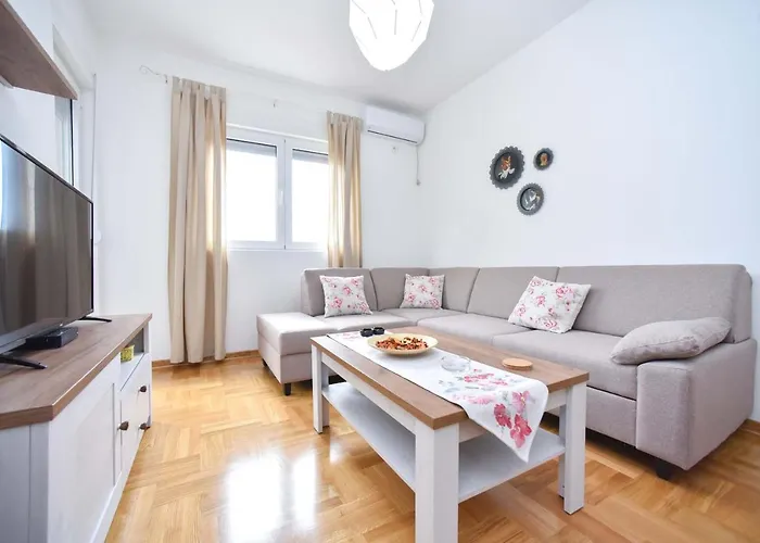 Brand New Apartment Aylin